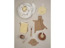 2006238533 - Sucette Cuddle - Soleil - Jaune Pâle 8 2006238533 - Sucette Cuddle - Soleil - Jaune Pâle -Born To Be Kids fabelab 2006238533 sucette cuddle soleil jaune pale 1600 2