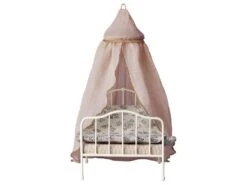 Maileg 11-2411-01 - Canopée De Lit Miniature - Rose - H: 32 Cm X L : 8 Cm X L: 8 Cm 5 Maileg 11-2411-01 - Canopée De Lit Miniature - Rose - H: 32 Cm X L : 8 Cm X L: 8 Cm -Born To Be Kids maileg 11 2411 01 canopee de lit miniature rose h 32 cm x l 8 cm x l 8 cm 1400 1