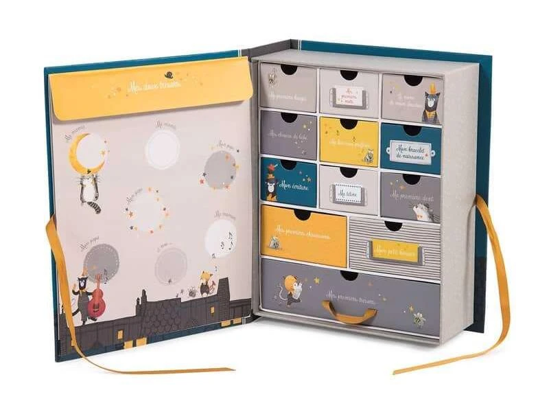 Moulin Roty 666107 - Coffret Naissance Les Moustaches 6 Moulin Roty 666107 - Coffret Naissance Les Moustaches – Image 4
