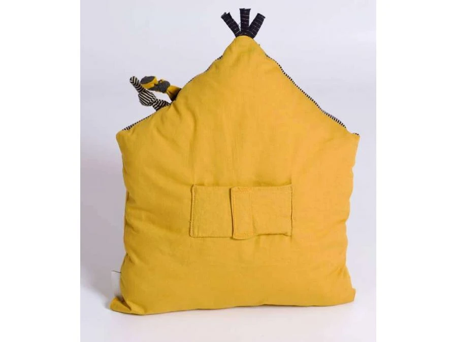 Moulin Roty 666133 - Coussin D'activités Maison Moutarde Les Moustaches 4 Moulin Roty 666133 - Coussin D'activités Maison Moutarde Les Moustaches – Image 2