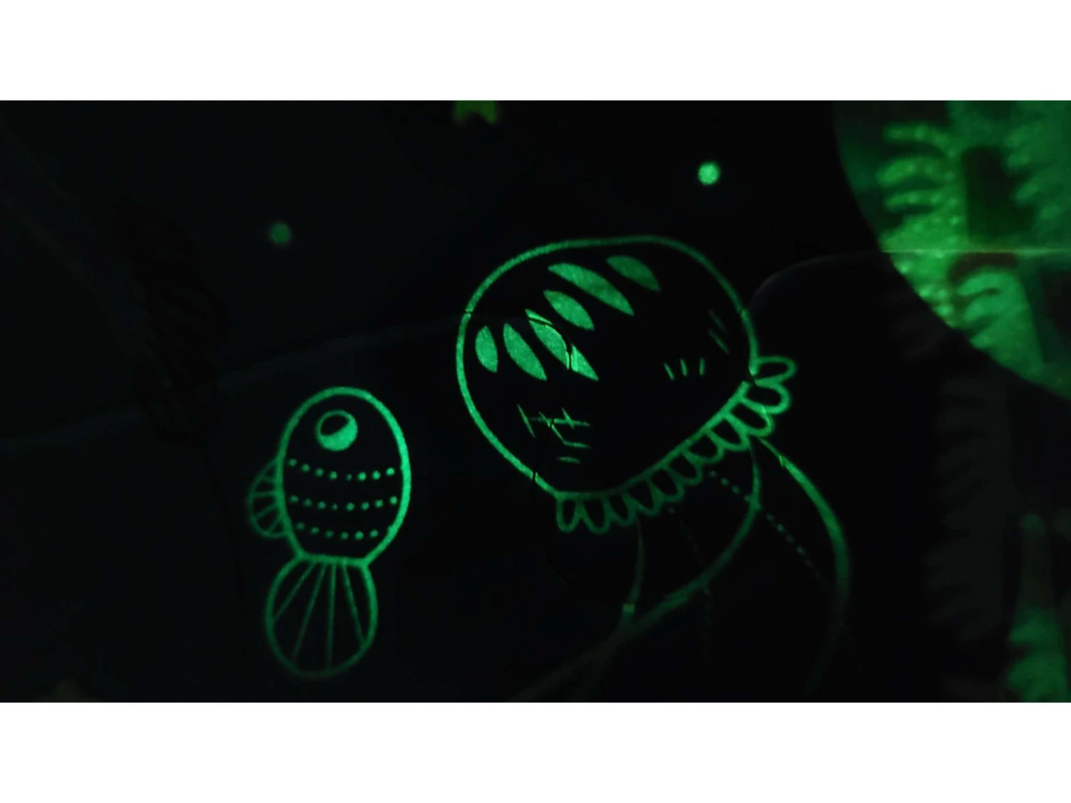 Moulin Roty 676441 - Puzzle Phosphorescent Sous La Mer (24 Pièces) Les Aventures De Paulie 8 Moulin Roty 676441 - Puzzle Phosphorescent Sous La Mer (24 Pièces) Les Aventures De Paulie – Image 6