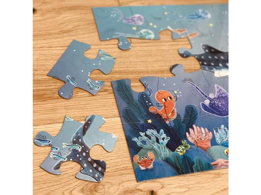 Moulin Roty 676441 - Puzzle Phosphorescent Sous La Mer (24 Pièces) Les Aventures De Paulie 5 Moulin Roty 676441 - Puzzle Phosphorescent Sous La Mer (24 Pièces) Les Aventures De Paulie – Image 3