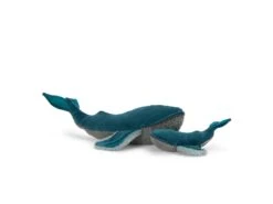 Moulin Roty 719041 - Grande Baleine à Bosse Tout Autour Du Monde 8 Moulin Roty 719041 - Grande Baleine à Bosse Tout Autour Du Monde -Born To Be Kids moulin roty 719041 grande baleine a bosse tout autour du monde peluches 1600 2