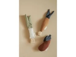 AUBERGINERATTLE - Hochet Aubergine Bio 18x7 - 5 AUBERGINERATTLE - Hochet Aubergine Bio 18x7 - -Born To Be Kids nobodinoz auberginerattle hochet aubergine bio 18x7 1600 1