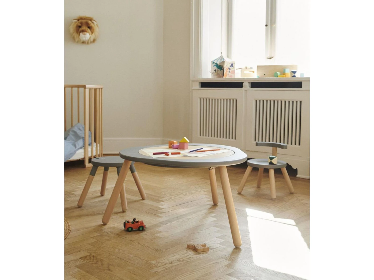 627102 - Chaise Pour Table De Jeu Stokke MuTable V2 Gris Tempête (Storm Grey) 4 627102 - Chaise Pour Table De Jeu Stokke MuTable V2 Gris Tempête (Storm Grey) – Image 2